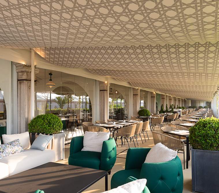 Gli spazi esterni dell'Hotel Excelsior Venice Lido Resort, 5 stelle a Venezia