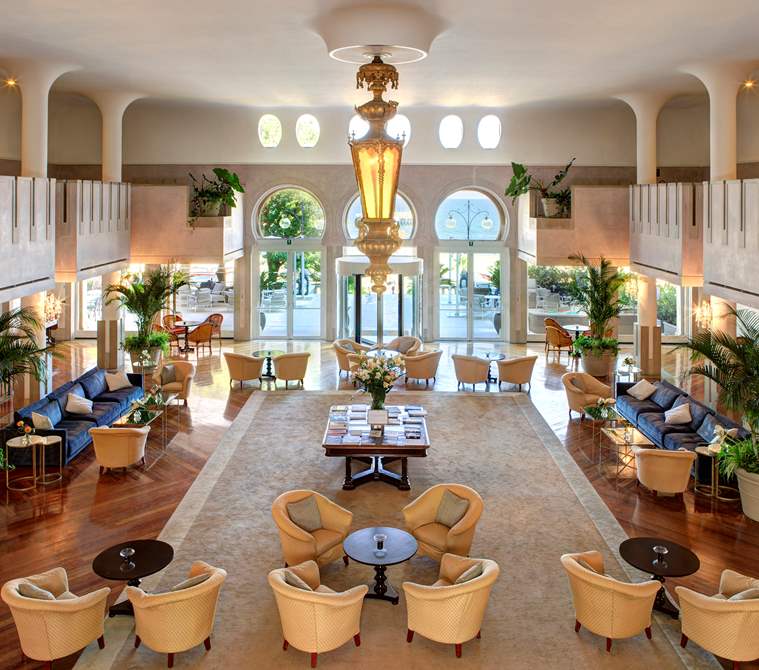 La lobby dell'Hotel Excelsior Venice Lido Resort, 5 stelle di lusso a Venezia